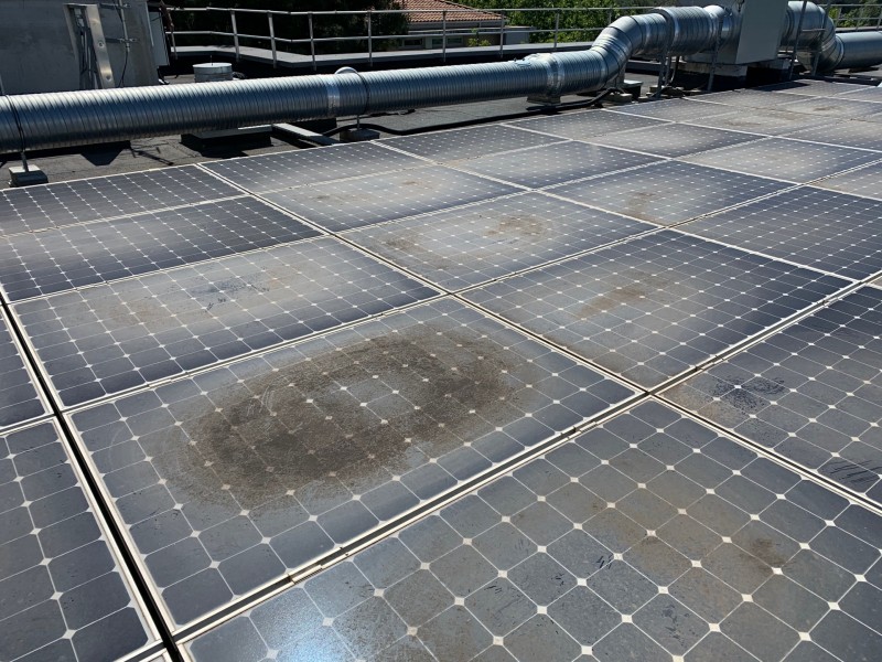 panneaux solaires deffectueux