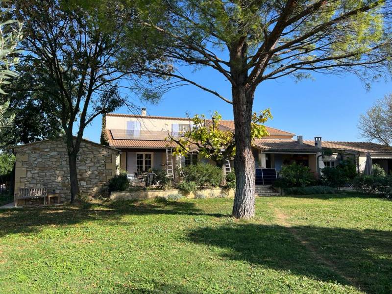 Installation de panneaux bi-verre de 500 Wc à Saint Maximin La Sainte Baume (83)